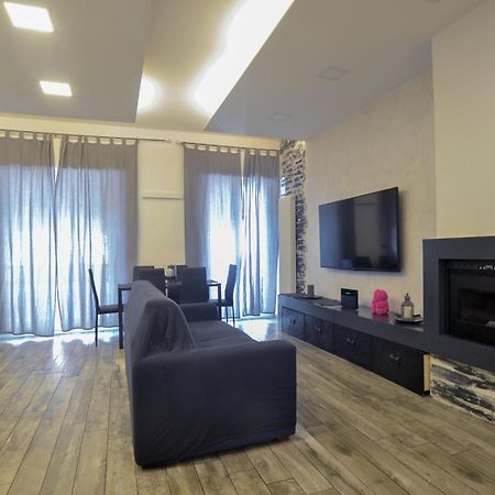 Casa Rosa Lucia Centrale Con Parcheggio 산레모 외부 사진