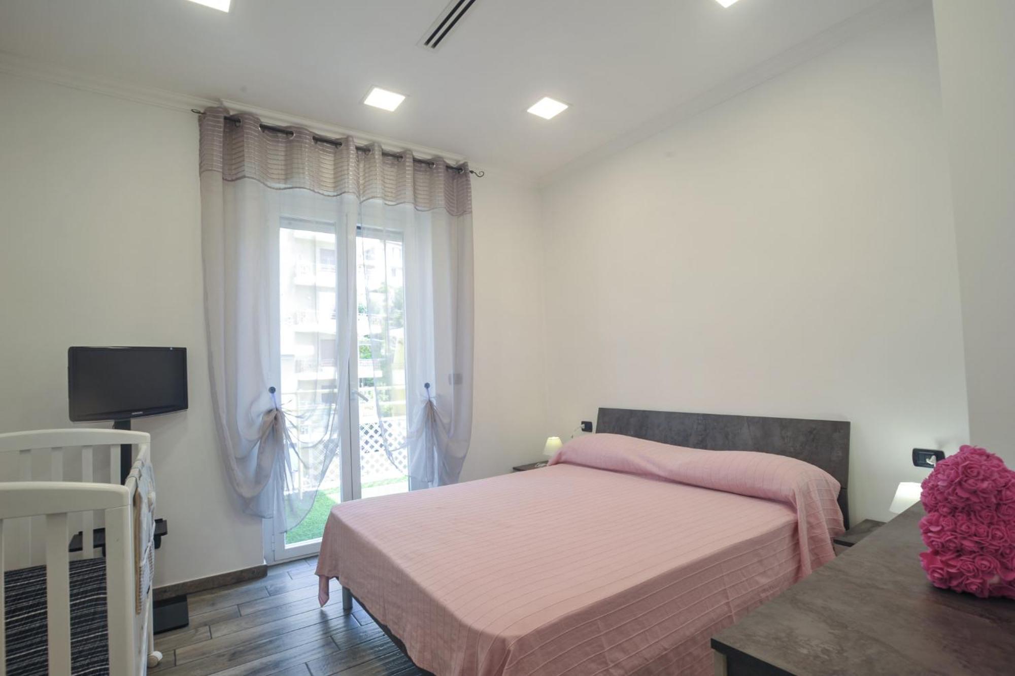 Casa Rosa Lucia Centrale Con Parcheggio 산레모 외부 사진