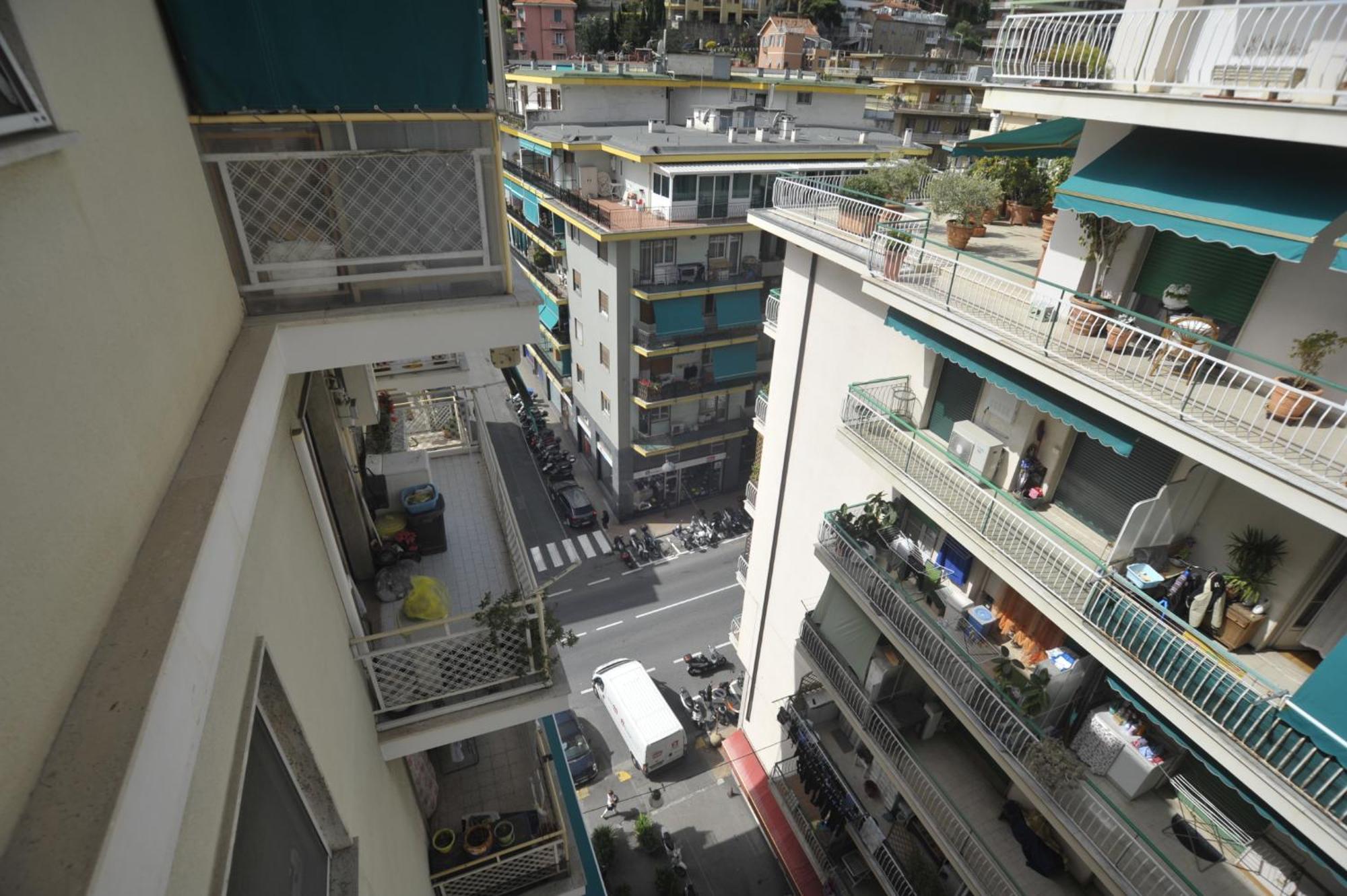Casa Rosa Lucia Centrale Con Parcheggio 산레모 외부 사진