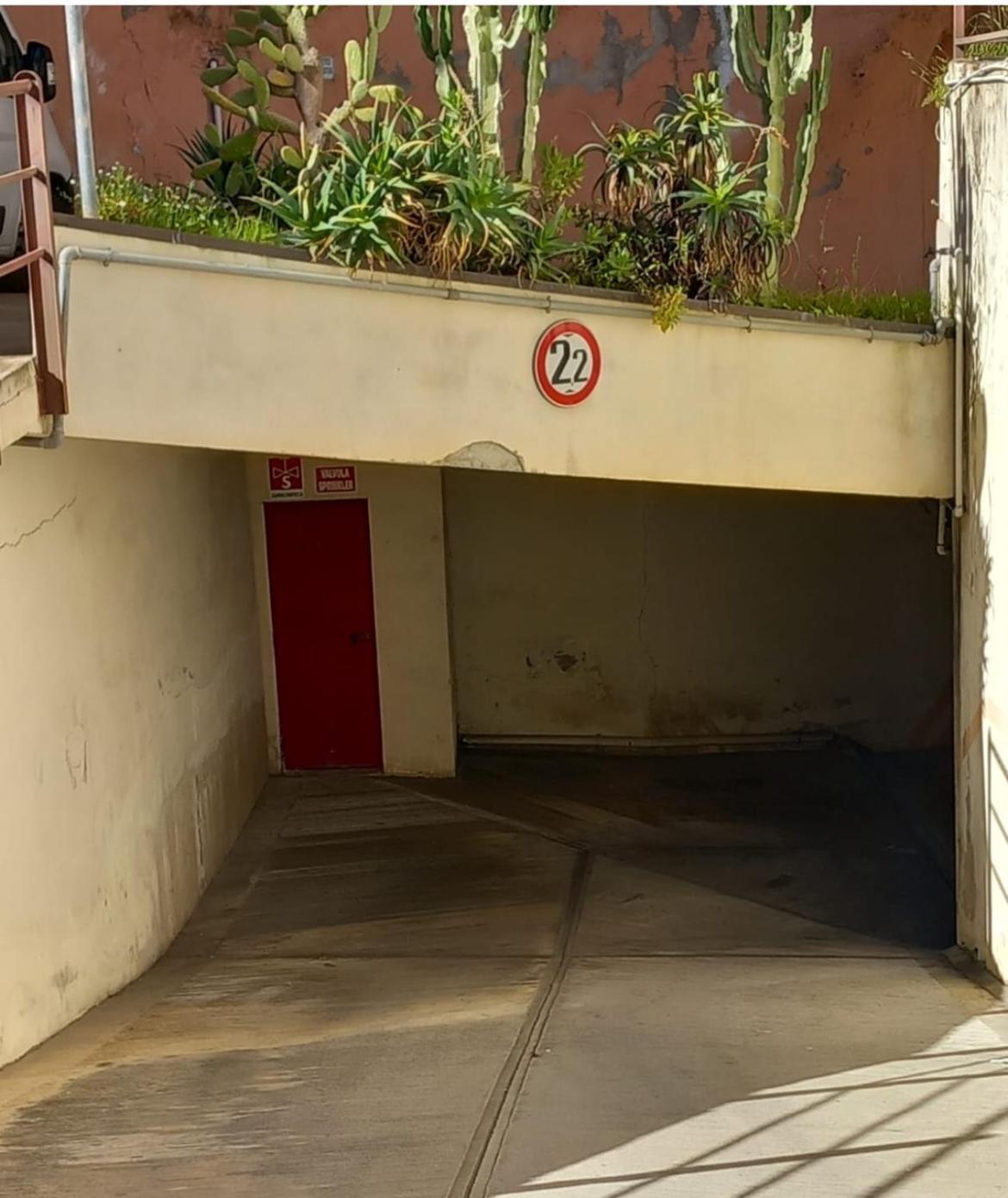 Casa Rosa Lucia Centrale Con Parcheggio 산레모 외부 사진